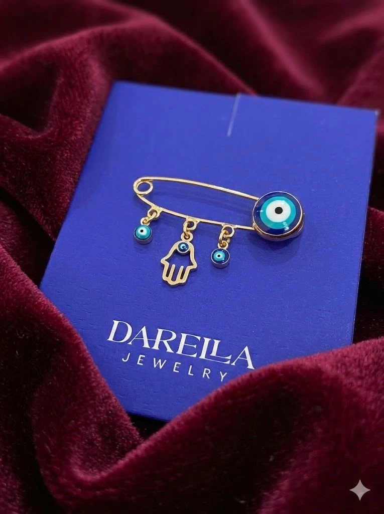 Nəzər muncuğu və Xəmsə əli ilə qızılı sancaq-broş